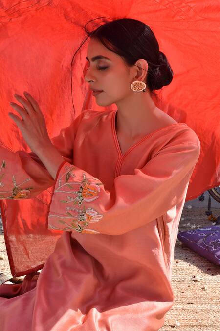 Buy_Kanika Sharma_Pink Cotton, Chanderi Kurta Set _Online_at_Aza_Fashions