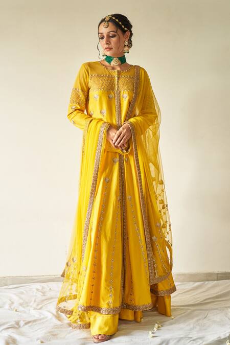 Kanika Sharma_Yellow Jacket And Lehenga Summer Silk Dupatta Net Embroidery Round & Skirt Set _Online_at_Aza_Fashions