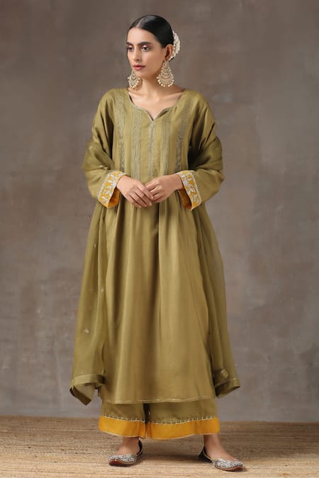 Kanika Sharma_Green Satin, Silk, Tussar Embroidered Kurta Set _Online_at_Aza_Fashions