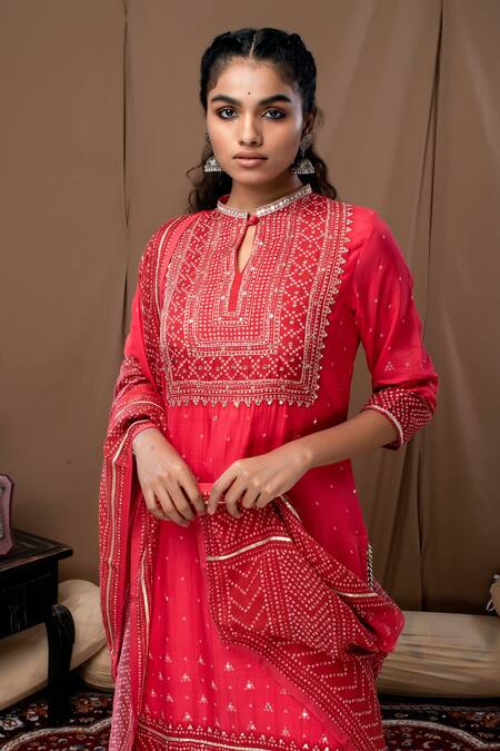 Buy_Label Kinjal Modi_Peach Cotton Silk Embroidered Mirror Work Bandhani Kurta Palazzo Set  _Online_at_Aza_Fashions