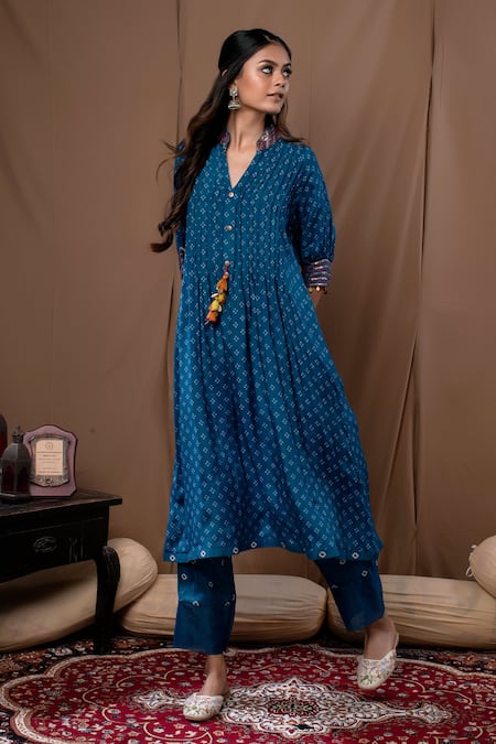 Buy Blue Cotton Silk Printed Bandhani V Neck Tunic And Pant Set For ...