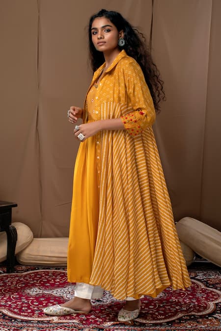 Shop Label Kinjal Modi Yellow Cotton Silk Bandhani Jacket Collar Asymmetric And Tunic at Aza Fashions Shop_Label Kinjal Modi_Yellow Cotton Silk Bandhani Jacket Collar Asymmetric And Tunic _at_Aza_Fashions