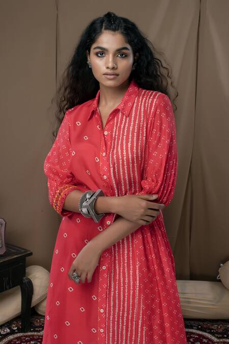 Label Kinjal Modi Peach Cotton Silk Bandhani Collared Neck Print Tunic And Pant Set Online at Aza Fashions Label Kinjal Modi_Peach Cotton Silk Bandhani Collared Neck Print Tunic And Pant Set _Online_at_Aza_Fashions