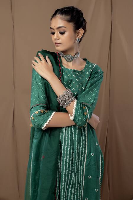 Buy_Label Kinjal Modi_Green Cotton Silk Bandhani Round Printed Kurta Pant Set _Online_at_Aza_Fashions