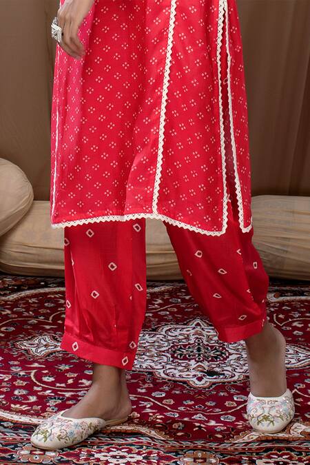 Shop_Label Kinjal Modi_Peach Cotton Silk Bandhani Round Print Kurta And Salwar Set _Online_at_Aza_Fashions