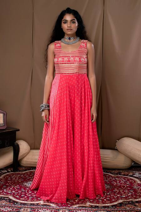 Label Kinjal Modi Peach Cotton Silk Bandhani U Neck Print Anarkali Online at Aza Fashions Label Kinjal Modi_Peach Cotton Silk Bandhani U Neck Print Anarkali _Online_at_Aza_Fashions