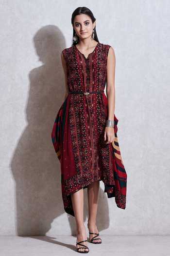 Shop Ritu Kumar Maroon Rayon V Neck Asymmetric Draped Kurta Online at Aza Fashions Shop_Ritu Kumar_Maroon Rayon V Neck Asymmetric Draped Kurta_Online_at_Aza_Fashions