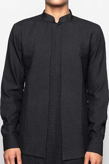 Amaare_Black Wool Bend Layered Kurta And Pant Set _at_Aza_Fashions
