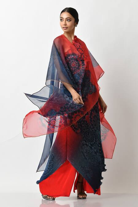 Kiran Uttam Ghosh_Blue Organza Batik Motifs V-neck Print Cape _Online_at_Aza_Fashions