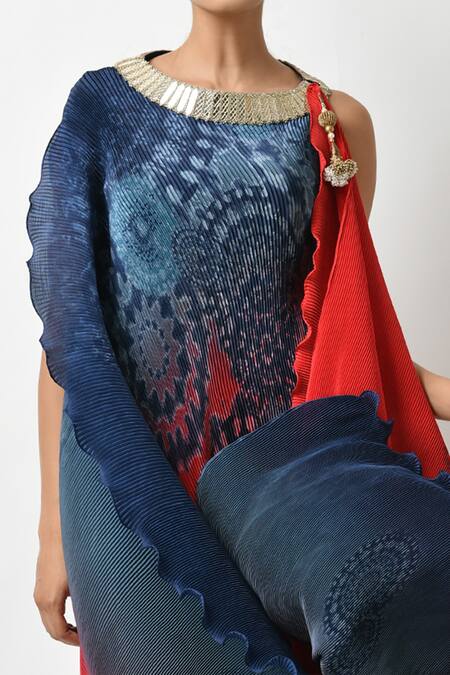 Kiran Uttam Ghosh Blue Pleated Polyester Mix Printed Batik Motifs Round Ombre Gown at Aza Fashions Kiran Uttam Ghosh_Blue Pleated Polyester Mix Printed Batik Motifs Round Ombre Gown _at_Aza_Fashions