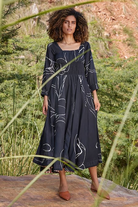 Kharakapas_Black 100% Cotton Fluid Floral Print U Neck Under Her Gaze Empire Line Dress_Online_at_Aza_Fashions