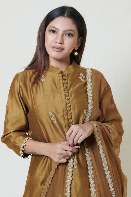 Buy Brij Gold Chanderi Band Collar Embroidered Kurta Palazzo Set Online at Aza Fashions Buy_Brij_Gold Chanderi Band Collar Embroidered Kurta Palazzo Set _Online_at_Aza_Fashions