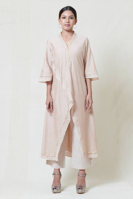 Buy Brij Beige Kora Chanderi V Neck Embroidered Kurta Online at Aza Fashions Buy_Brij_Beige Kora Chanderi V Neck Embroidered Kurta _Online_at_Aza_Fashions