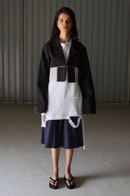 Leh Studios_Blue Cotton Twill Pleated Culottes_Online_at_Aza_Fashions