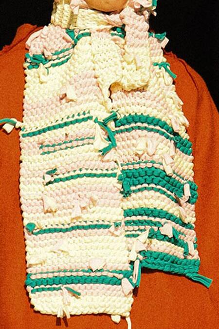 Leh Studios_White Hand-knitted Scarf _Online_at_Aza_Fashions