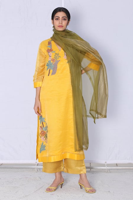 Oja Yellow Kurta And Stole Handloom Tissue Silk, Pant Linen Satin Floral V Neck Set 