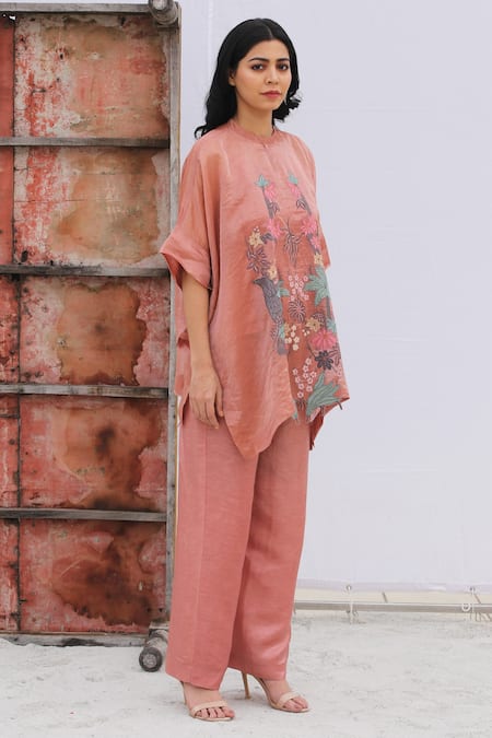 Shop Oja Pink Pant Linen Satin, Tunic Handloom Tissue Silk Floral Mandarin And Set at Aza Fashions Shop_Oja_Pink Pant Linen Satin, Tunic Handloom Tissue Silk Floral Mandarin And Set _at_Aza_Fashions