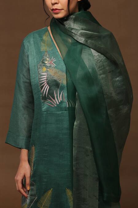 Oja_Green Kurta Handloom Linen , Pant And Stole Tissue Floral Applique Set _Online_at_Aza_Fashions