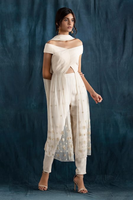 Lavanya Ahuja Embroidered Off Shoulder Kurta Set 