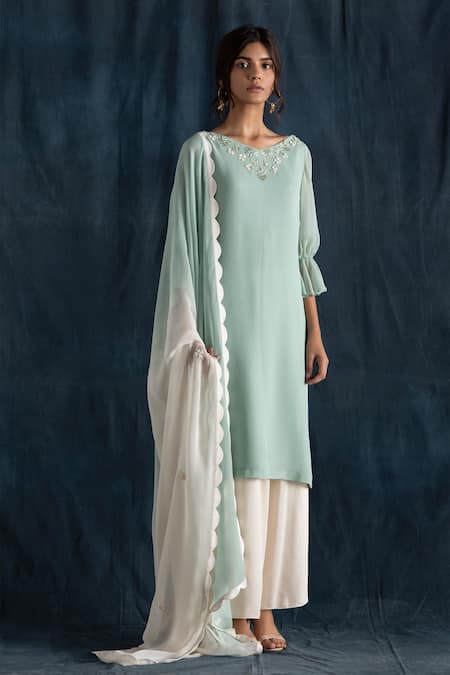 Lavanya Ahuja Green Georgette, Satin V Neck Bell Sleeve Kurta Set Online at Aza Fashions Lavanya Ahuja_Green Georgette, Satin V Neck Bell Sleeve Kurta Set _Online_at_Aza_Fashions