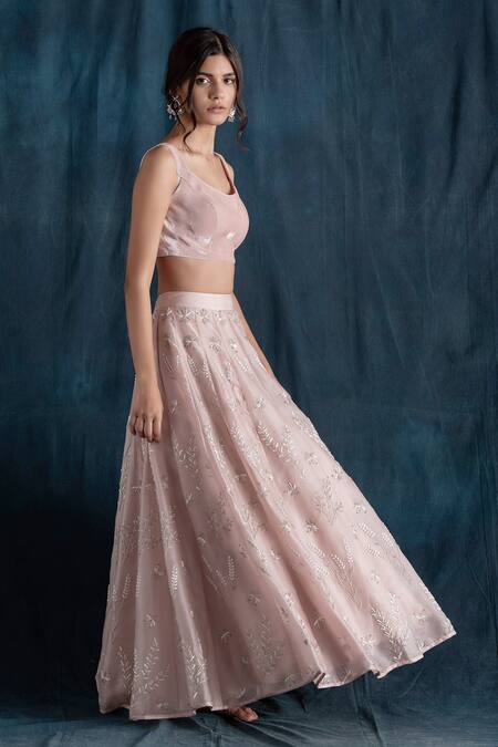 Shop Lavanya Ahuja Peach Net, Velvet, Satin Organza V Neck Embroidered Bridal Lehenga Set at Aza Fashions Shop_Lavanya Ahuja_Peach Net, Velvet, Satin Organza V Neck Embroidered Bridal Lehenga Set _at_Aza_Fashions