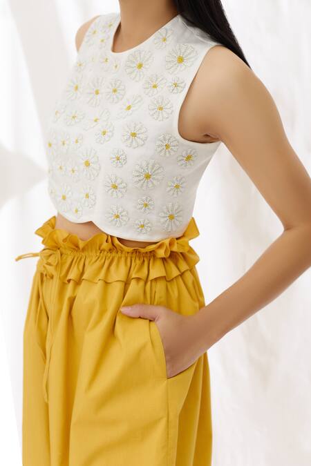Lavanya Ahuja Yellow Poplin High-waisted Trouser Online at Aza Fashions Lavanya Ahuja_Yellow Poplin High-waisted Trouser _Online_at_Aza_Fashions