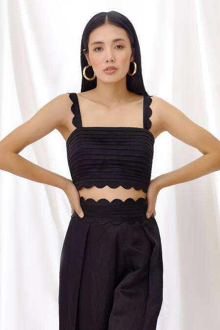 Buy Lavanya Ahuja Black Linen Square Neck Pleated Crop Top Online at Aza Fashions Buy_Lavanya Ahuja_Black Linen Square Neck Pleated Crop Top _Online_at_Aza_Fashions