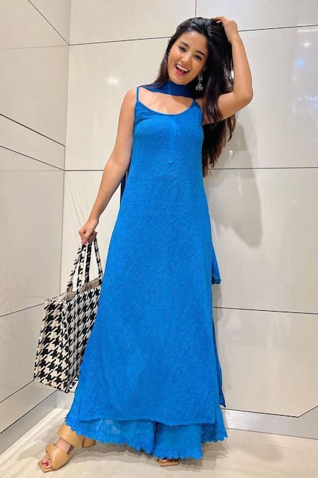 LABEL AISHWARYRIKA Blue Georgette Chikankari Scoop Neck Kurta Online at Aza Fashions LABEL AISHWARYRIKA_Blue Georgette Chikankari Scoop Neck Kurta _Online_at_Aza_Fashions
