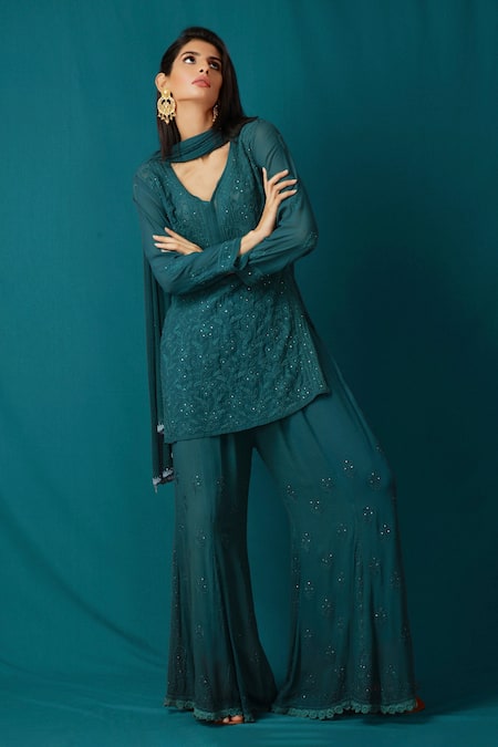 LABEL AISHWARYRIKA Green Georgette Chikankari Kurta 