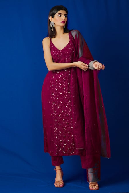 LABEL AISHWARYRIKA Maroon Georgette Mukaish Embroidered Kurta Set 