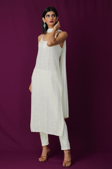 LABEL AISHWARYRIKA Georgette Chikankari Kurta Set 