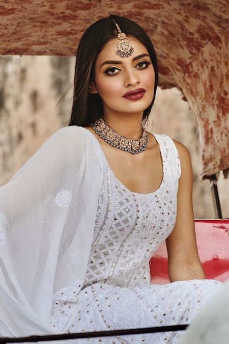 Shop_LABEL AISHWARYRIKA_White Georgette Chikankari Scoop Neck Anarkali Set _Online_at_Aza_Fashions