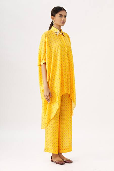 Label Anushree_Yellow Silk Spread Collar Bandhani Asymmetric Shirt Tunic And Pant Set  _Online_at_Aza_Fashions