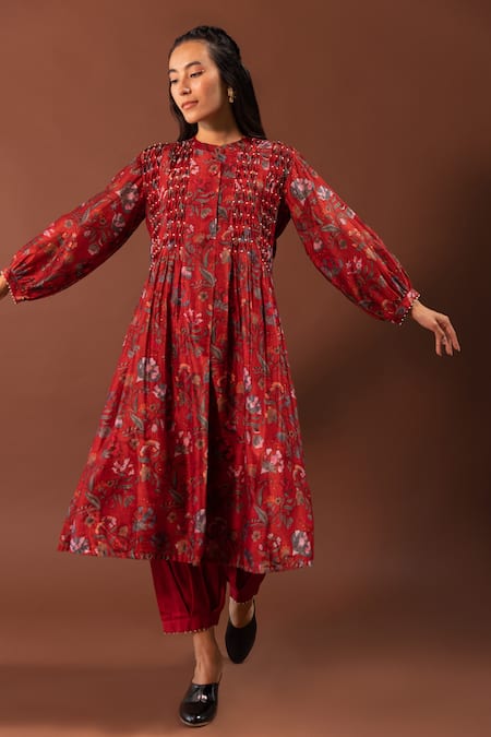 Khamaj India Red Kurta Chanderi Embroidery Pearls Round Lagom Floral Print And Pant Set 