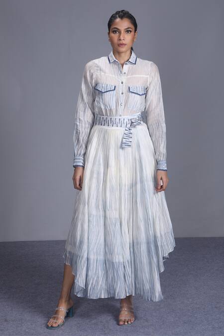 The Loom Art_Blue Chanderi Silk Shibori Pleated Skirt With Belt _Online_at_Aza_Fashions