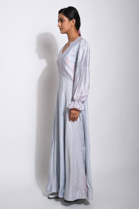 The Loom Art_Blue Pure Handwoven Silk Shibori Dress _Online_at_Aza_Fashions