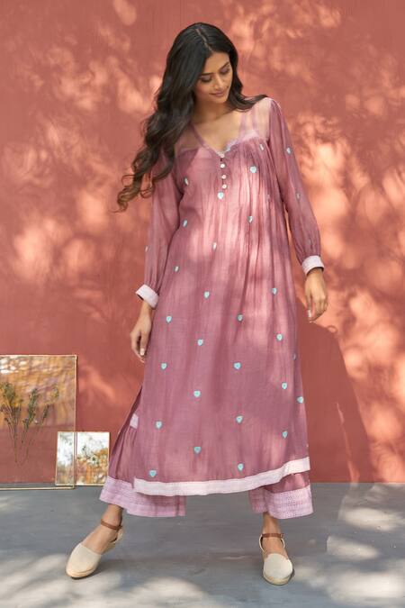 Buy_Naaz By Noor_Purple Cotton, Organza, Chanderi V Neck Embroidered Kurta And Pant Set _Online_at_Aza_Fashions