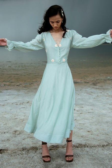 The Loom Art Green Chanderi Silk V Neck Dress Online at Aza Fashions The Loom Art_Green Chanderi Silk V Neck Dress _Online_at_Aza_Fashions