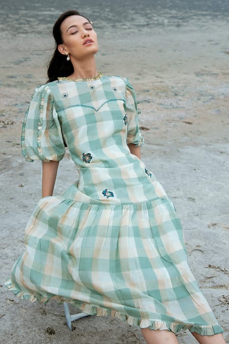 The Loom Art Yellow Handwoven Silk Round Checkered Dress Online at Aza Fashions The Loom Art_Yellow Handwoven Silk Round Checkered Dress _Online_at_Aza_Fashions