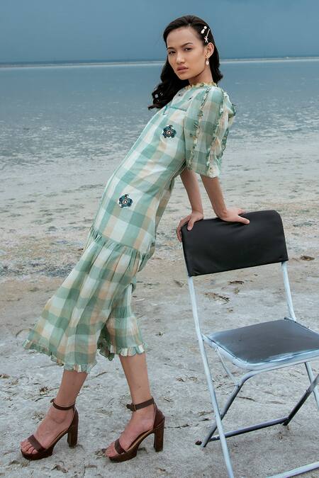 Buy The Loom Art Yellow Handwoven Silk Round Checkered Dress Online at Aza Fashions Buy_The Loom Art_Yellow Handwoven Silk Round Checkered Dress _Online_at_Aza_Fashions