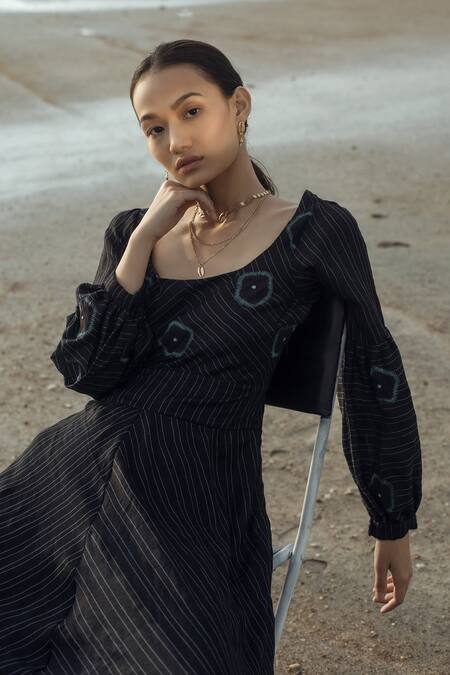 The Loom Art Black Pure Handwoven Silk Scoop Neck Embroidered Dress at Aza Fashions The Loom Art_Black Pure Handwoven Silk Scoop Neck Embroidered Dress _at_Aza_Fashions