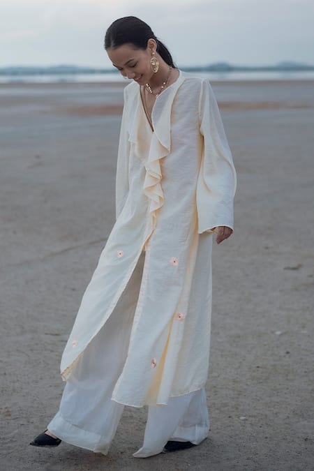 The Loom Art Yellow Chanderi Silk V Neck Embroidered Tunic