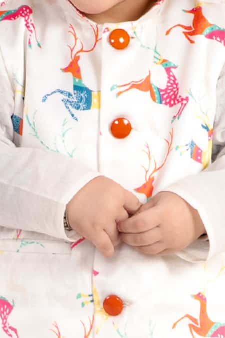 Shop Little Bansi White Cotton Printed Bundi And Kurta Set Online at Aza Fashions Shop_Little Bansi_White Cotton Printed Bundi And Kurta Set _Online_at_Aza_Fashions