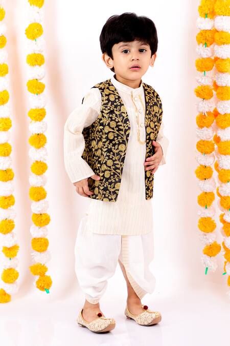Little Bansi Black Cotton Embroidery Floral Bundi And Kurta Set Online at Aza Fashions Little Bansi_Black Cotton Embroidery Floral Bundi And Kurta Set _Online_at_Aza_Fashions