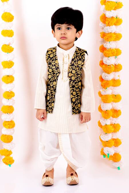 Shop Little Bansi Black Cotton Embroidery Floral Bundi And Kurta Set Online at Aza Fashions Shop_Little Bansi_Black Cotton Embroidery Floral Bundi And Kurta Set _Online_at_Aza_Fashions