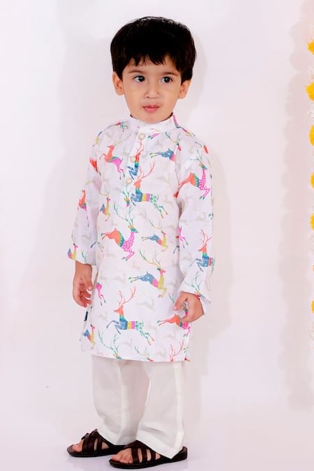 Buy Little Bansi White Cotton Animal Print Kurta Set Online at Aza Fashions Buy_Little Bansi_White Cotton Animal Print Kurta Set _Online_at_Aza_Fashions