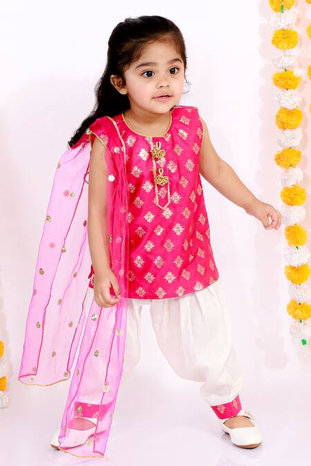 Buy_Little Bansi_Pink , , , Tassels, Floral Woven Kurta Set _Online_at_Aza_Fashions