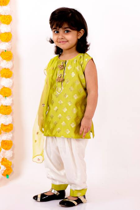 Buy Little Bansi Green Silk, Cotton Tassels, Embroidery Floral Woven Kurta Set Online at Aza Fashions Buy_Little Bansi_Green Silk, Cotton Tassels, Embroidery Floral Woven Kurta Set _Online_at_Aza_Fashions