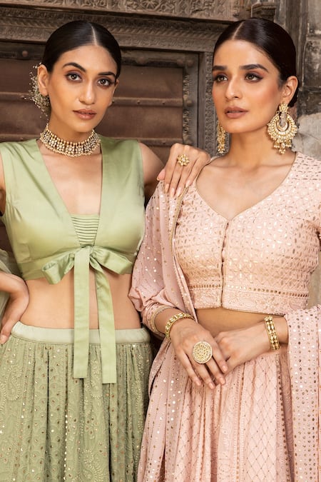 Buy_Kritika Dawar_Pink Georgette, Lining Shantoon Chikankari, Mukaish V Neck Bridal Lehenga Set _Online_at_Aza_Fashions