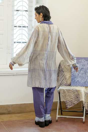 The Loom Art Scalloped Collar Top 